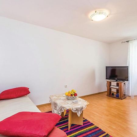 Awesome Apartment In Senj With Wifi Esterno foto