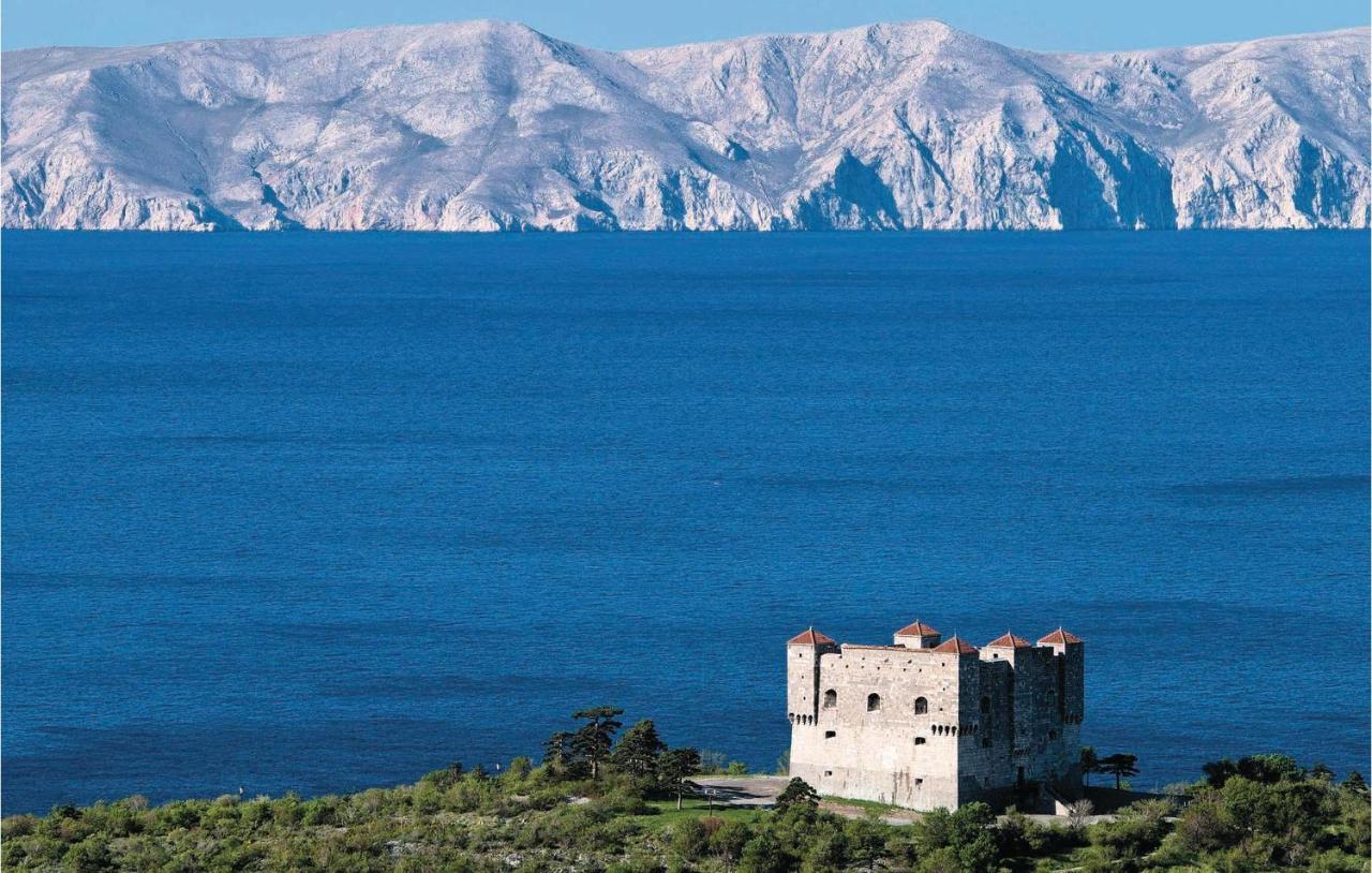 Awesome Apartment In Senj With Wifi Esterno foto